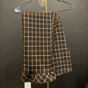 Zara Pants, Size M, Black with orange color.